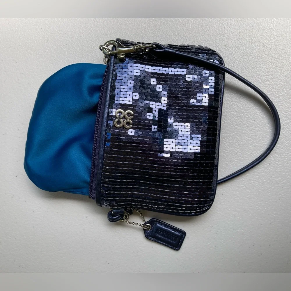 Coach Navy Blue Sparkle Sequins Zipper Pouch Wristlet Cosmetic Bag Purse Wallet